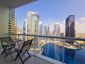 Deluxe studio apartment next to jlt metro station